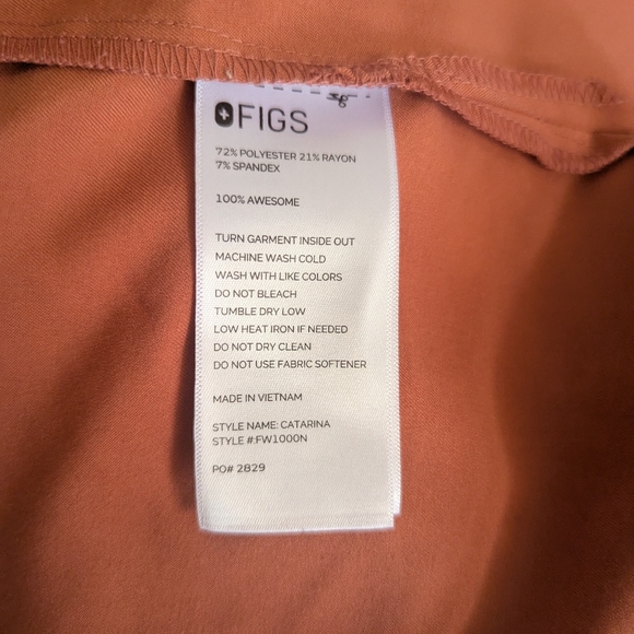 Figs Terracotta Scrub Set - Picture 3 of 3